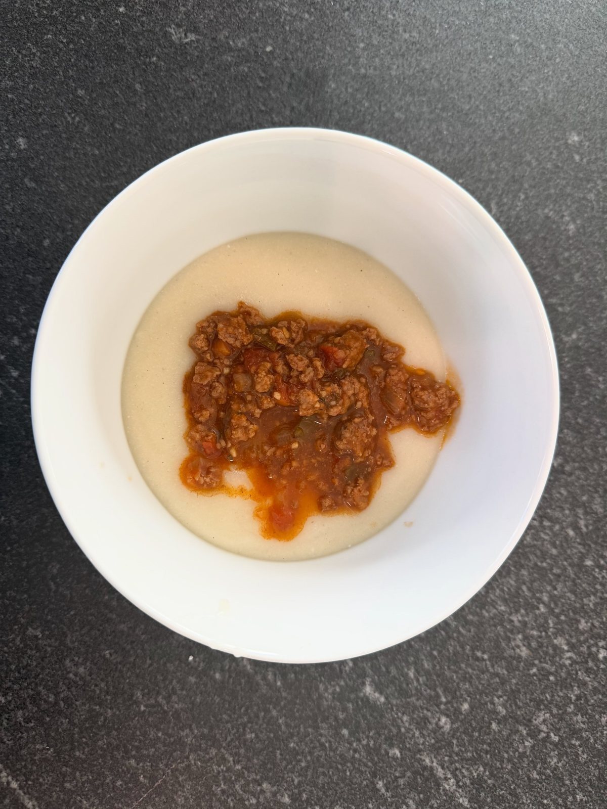 Akassa with gbédjédjén from Benin
